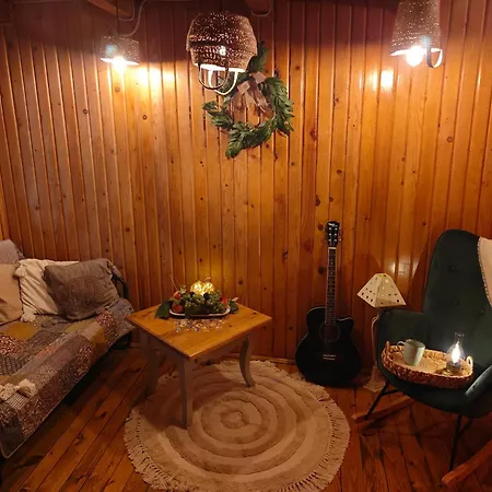 Tiny Wooden -covasna Chalet *