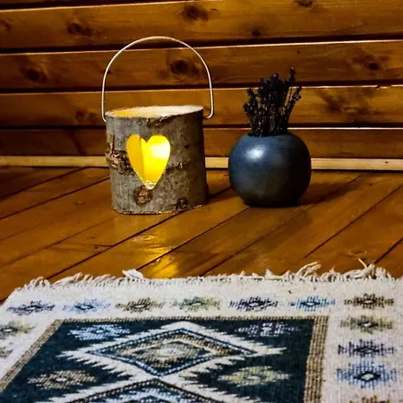 Chalet Tiny Wooden -covasna *